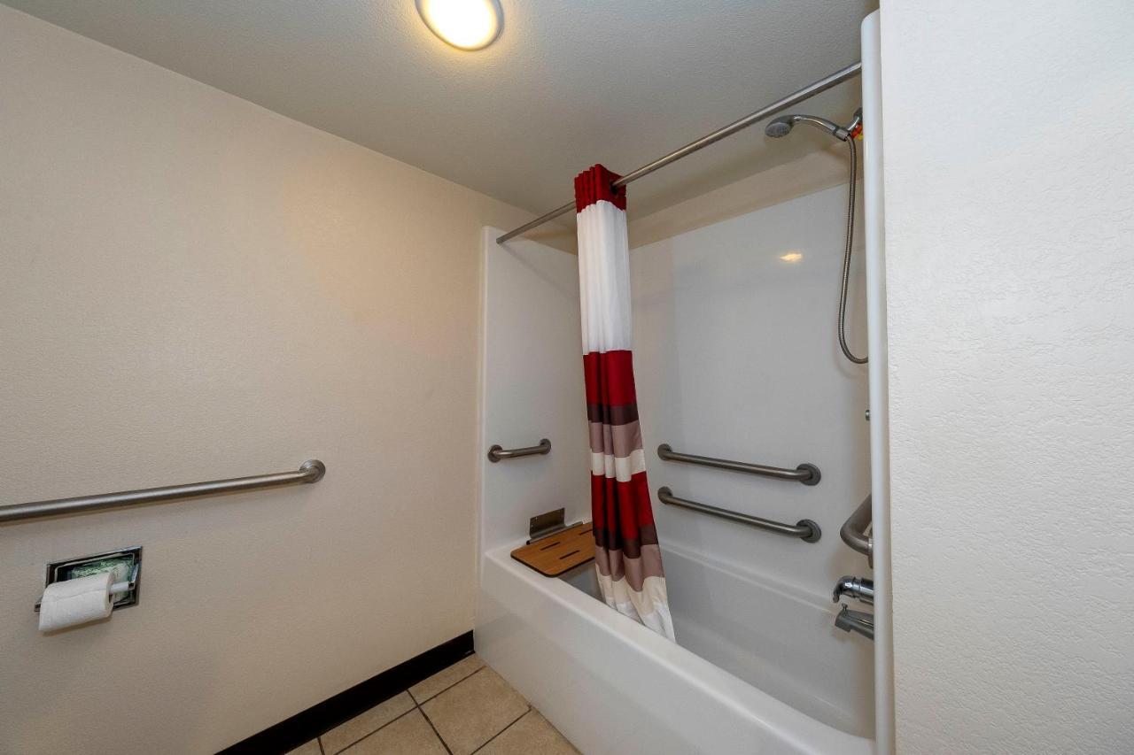 Red Roof Inn & Suites Biloxi - Ocean Springs Extérieur photo