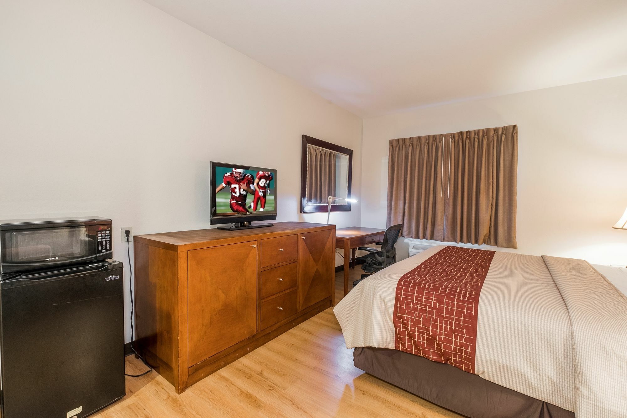 Red Roof Inn & Suites Biloxi - Ocean Springs Extérieur photo